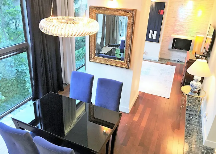 Mondrian Luxury Suites & Apartments Krakow Old Town